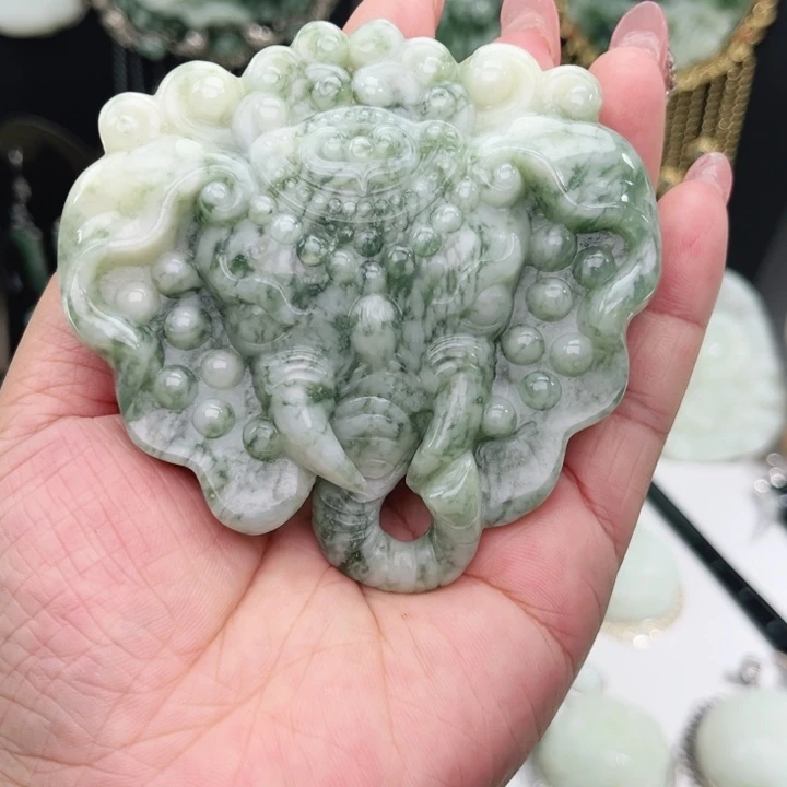 透闪石-蛇纹石玉未镶嵌手把件