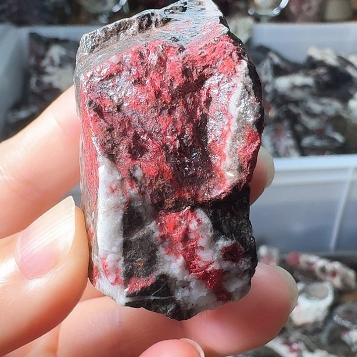 天然辰砂99克天然朱砂原石