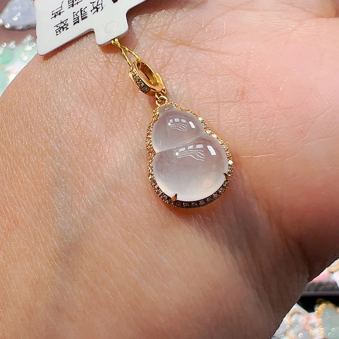 吊坠(不含链)18K金镶嵌翡翠葫芦