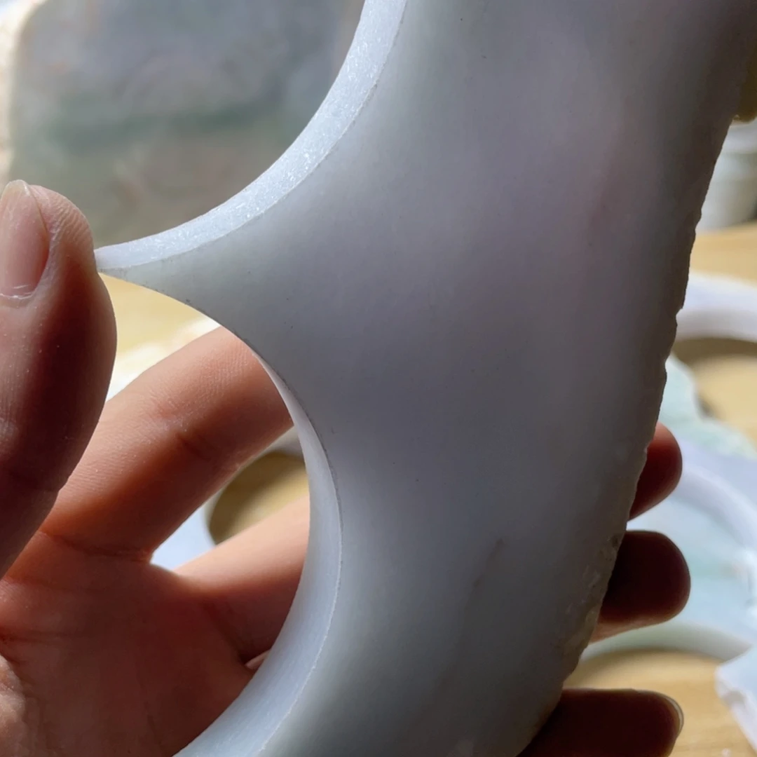 翡翠未镶嵌吊坠(不含链)品****）