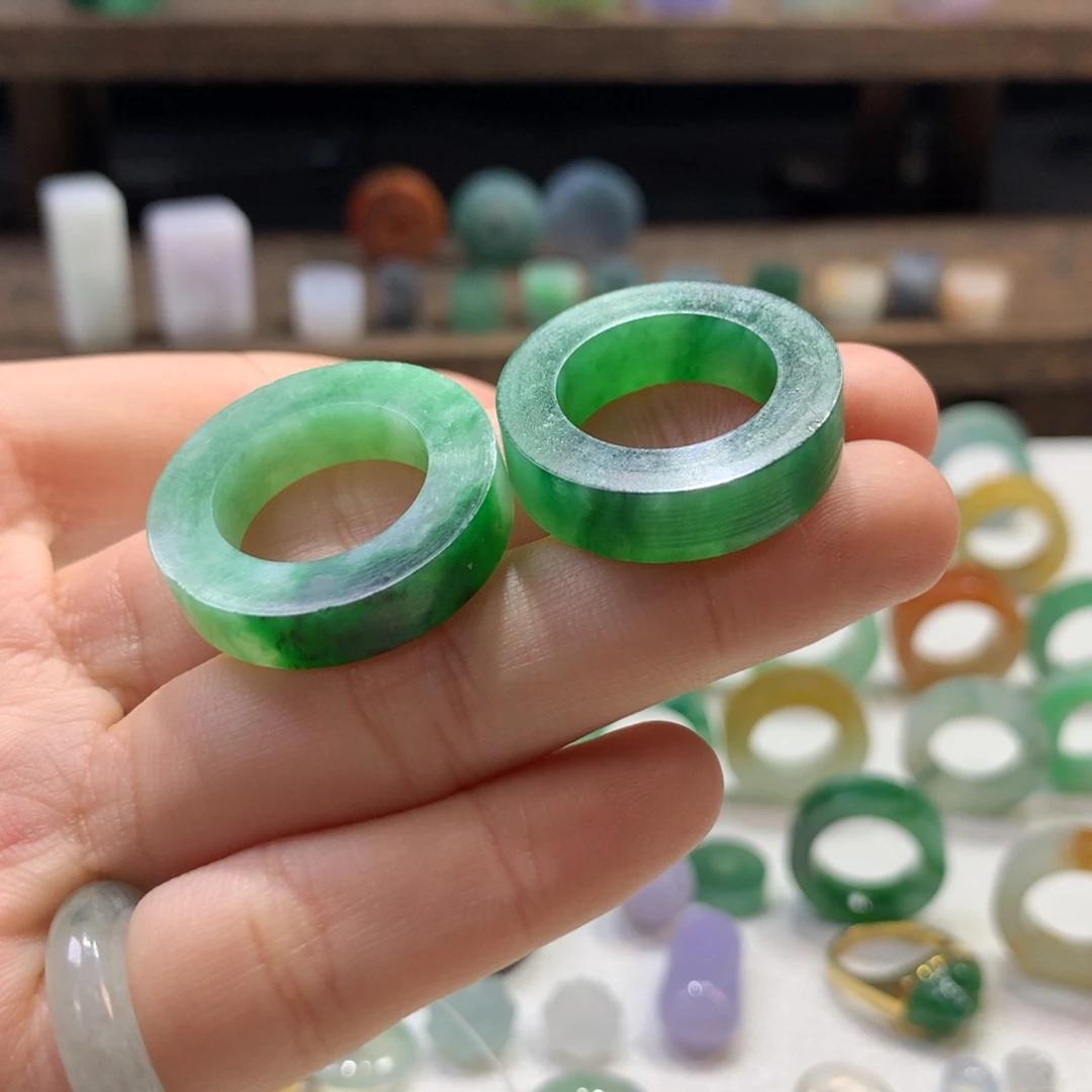 未镶嵌定制翡翠k**i年底清货 打包（有纹）