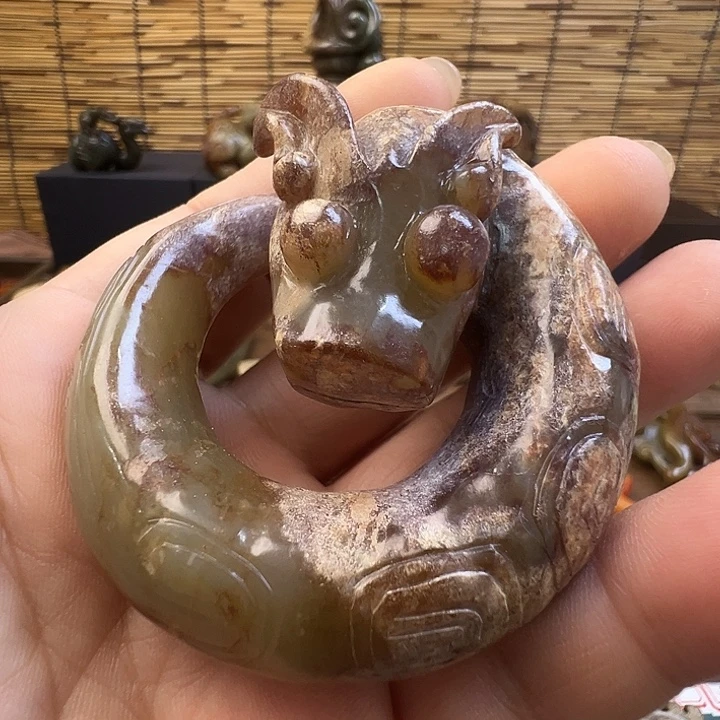 未镶嵌和田玉（糖玉）挂件