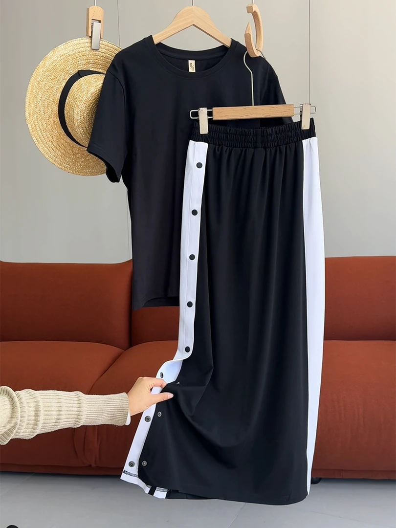 2025夏季新款女装运动半身裙时尚休闲金典条纹舒适排扣裙