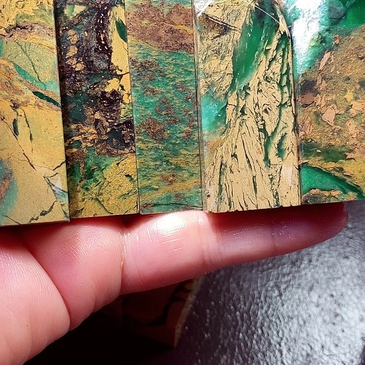 云南石楚*四川绿四川绿