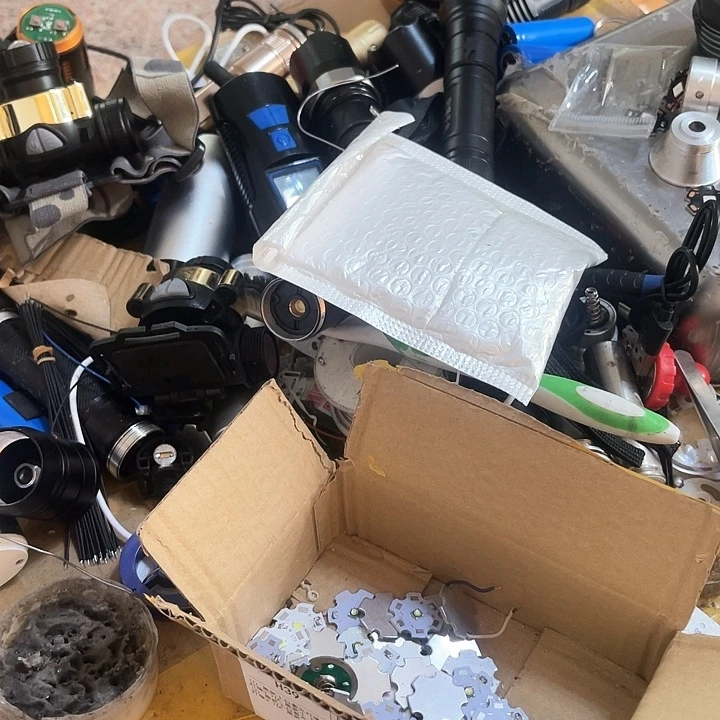 强光灯珠家用户外471