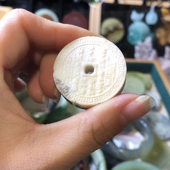 岫玉未镶嵌岫玉挂件