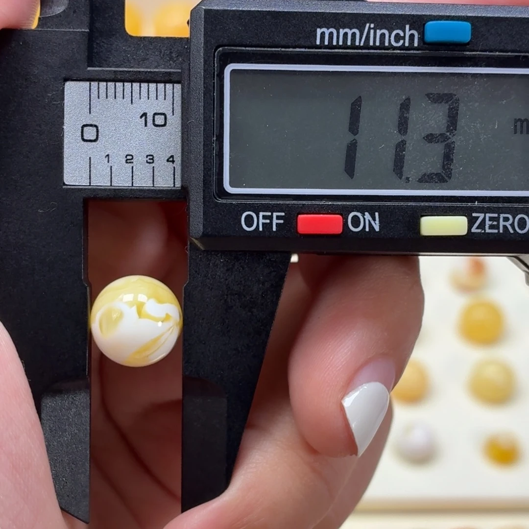 忘****琥珀未镶嵌裸石11.3mm