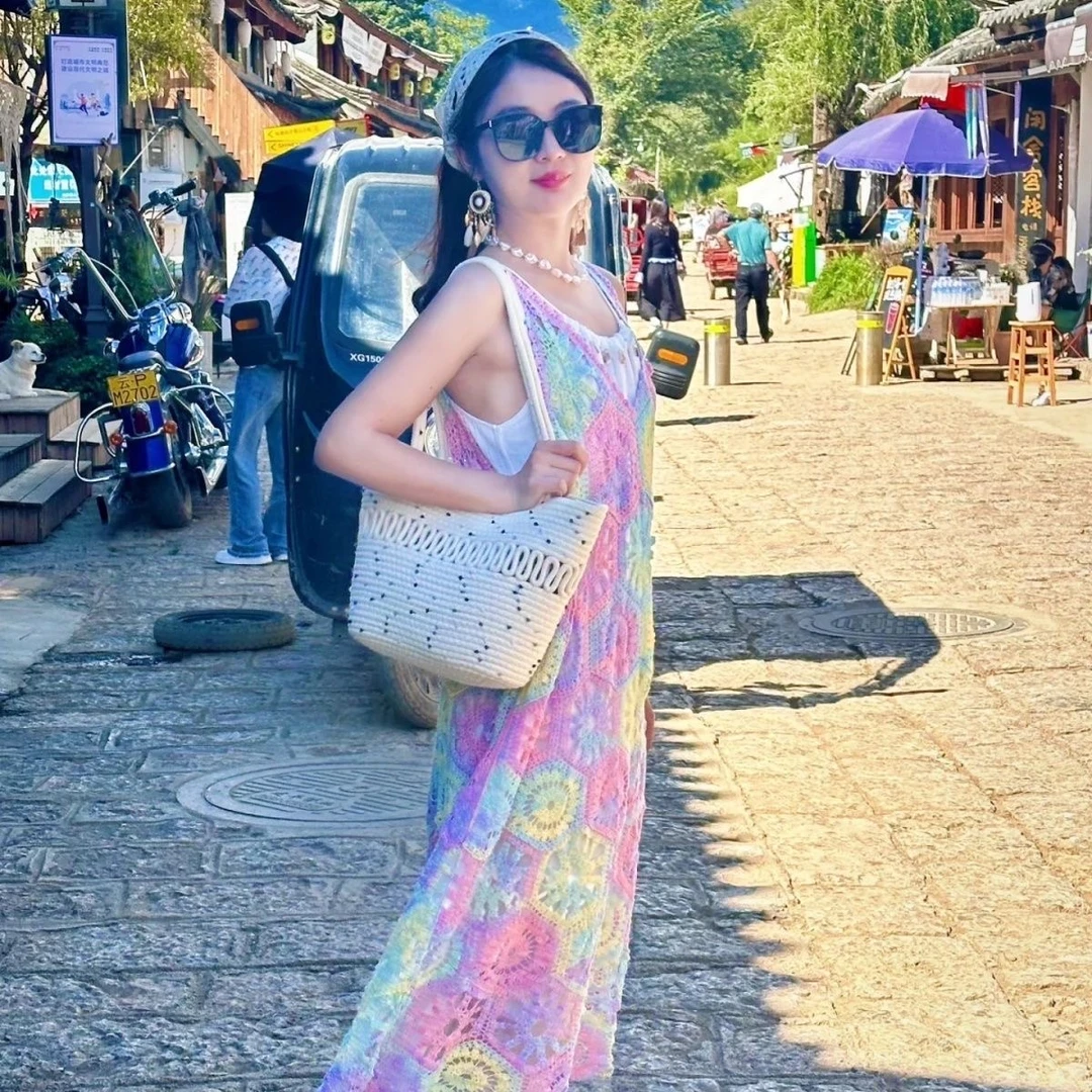 彩色吊带背带裙女无袖针织镂空宽松2025夏新款外搭v领罩衫连衣裙