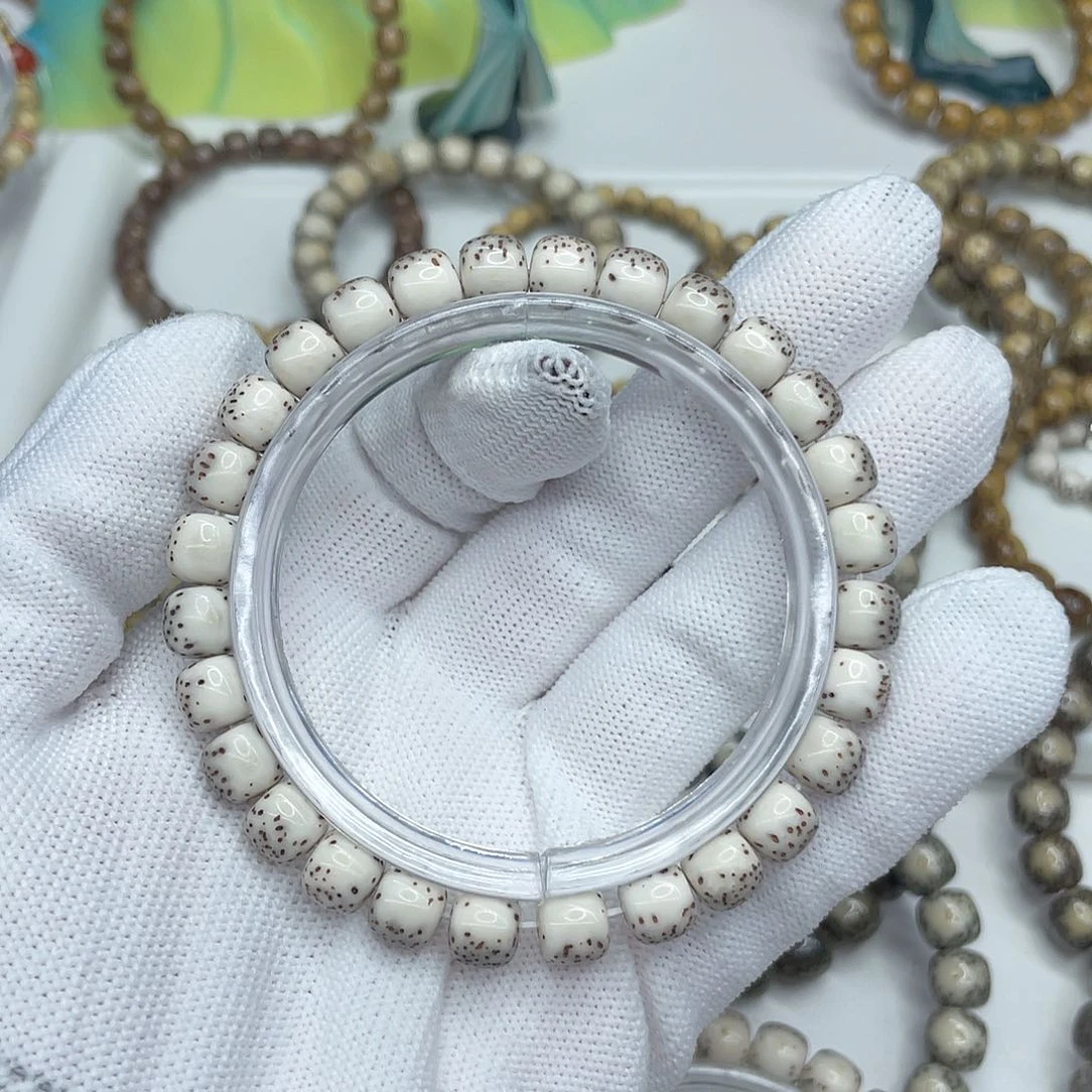 星月菩提手串49。8/7灰背河豚