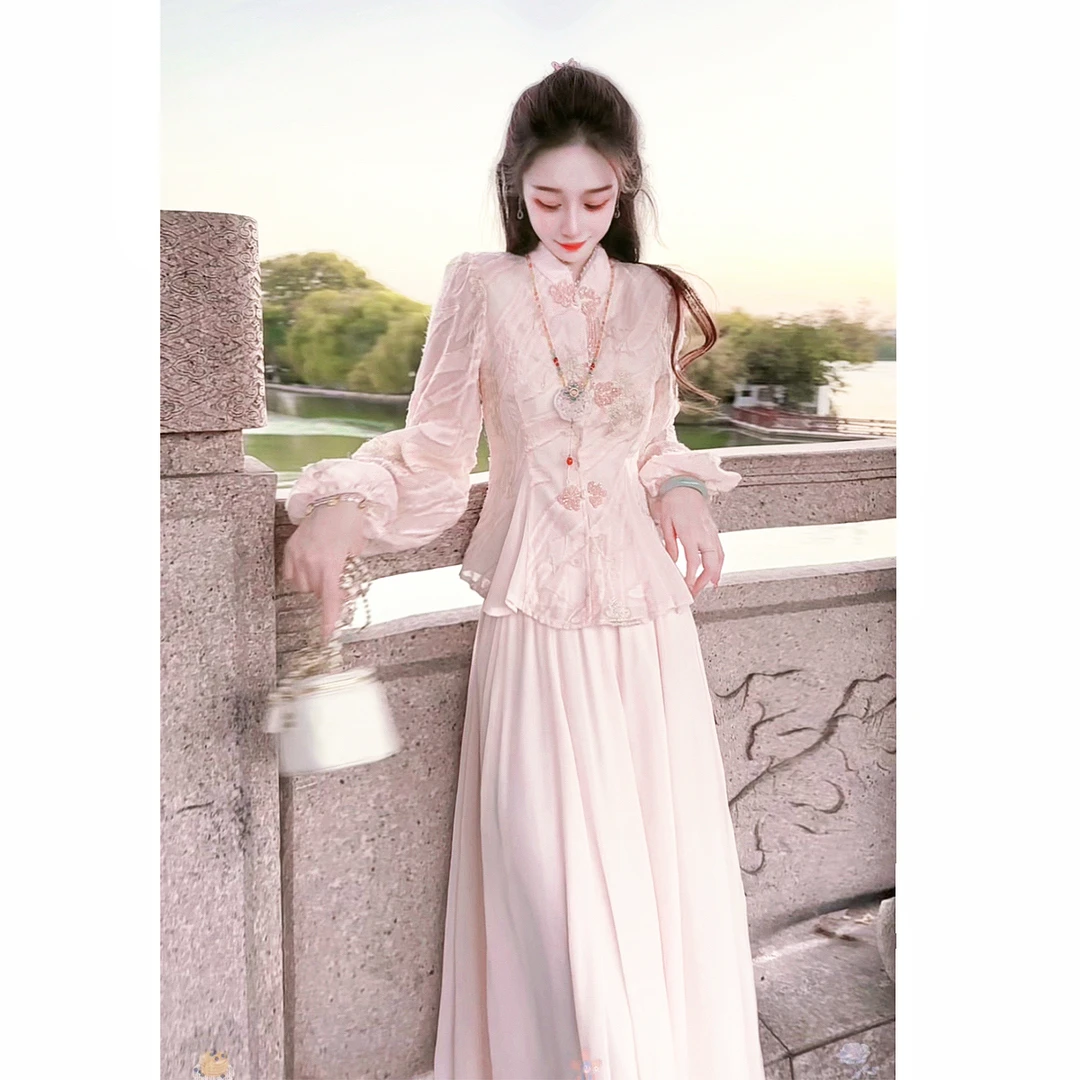 初秋清冷贵气感穿搭巨好看大方得体新中式国风粉色旗袍连衣裙套装