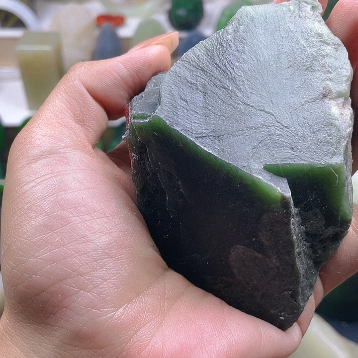 和田玉未镶嵌珠宝半成品