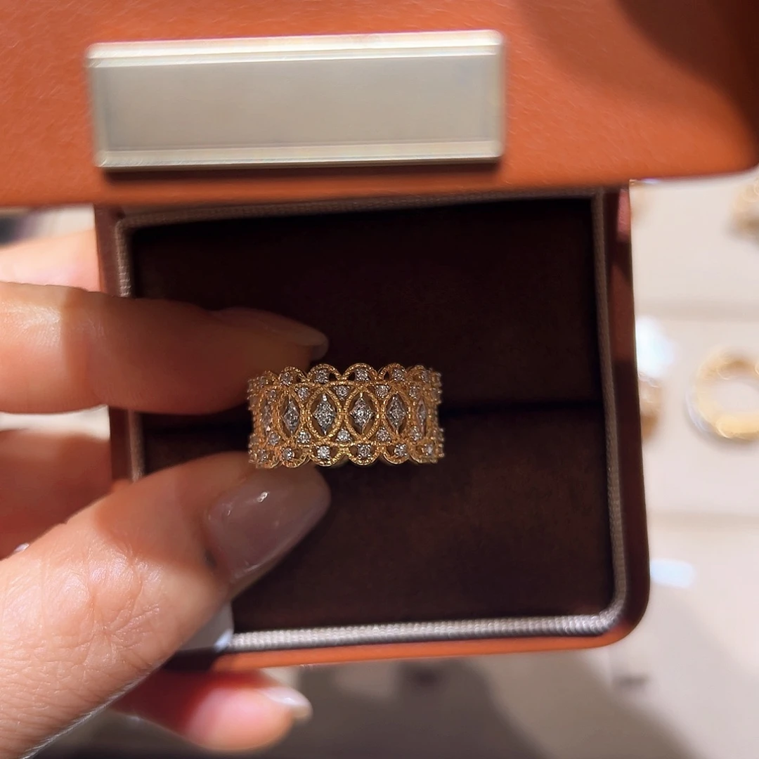 钻石戒指/指环18K金镶嵌