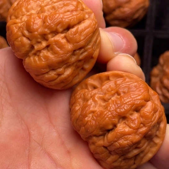 文玩核桃把件秦岭山脉核桃
