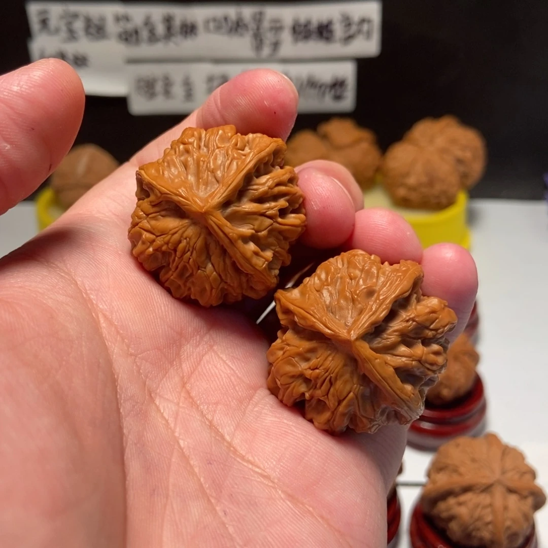 吊坠文玩核桃花王3棱37尺34