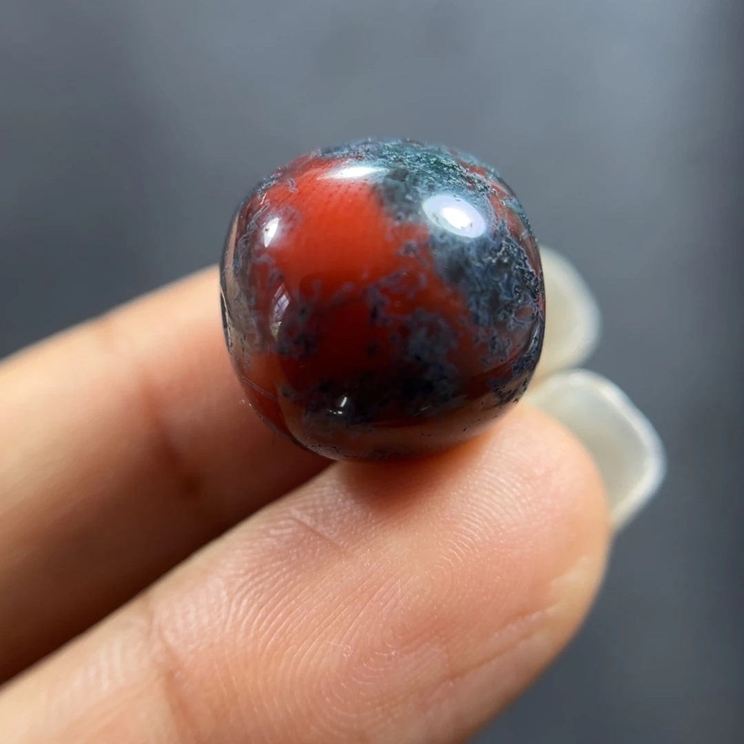 孤****南红玛瑙未镶嵌珠子