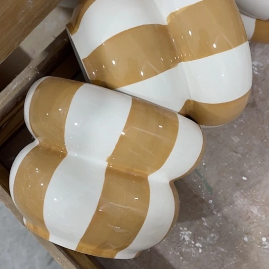 多肉绿植陶瓷花盆，有孔