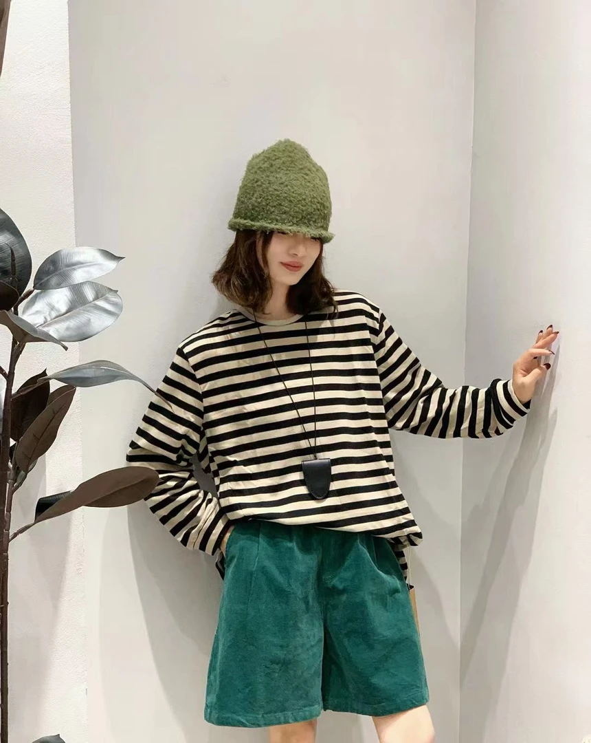 下摆圆脚条纹打底衫23666