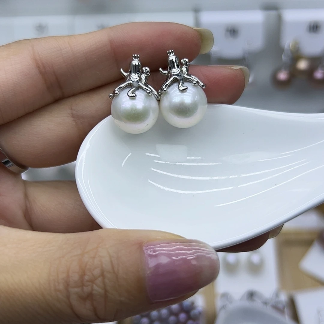 未镶嵌耳钉淡水珍珠