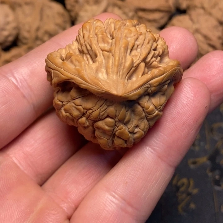 文玩核桃吊坠相****）文玩核桃异形单只