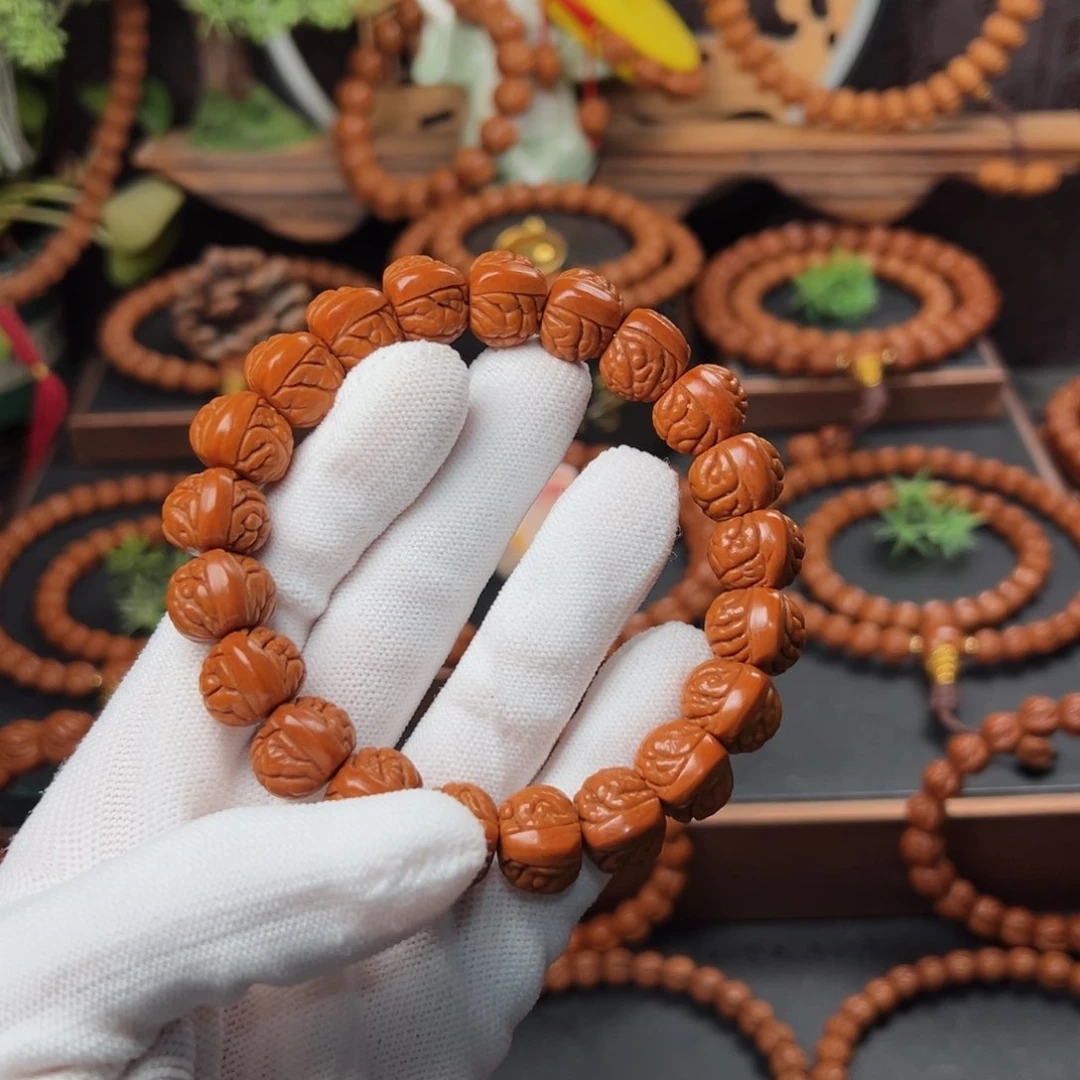 吊坠桃核1.5红皮荔枝手串