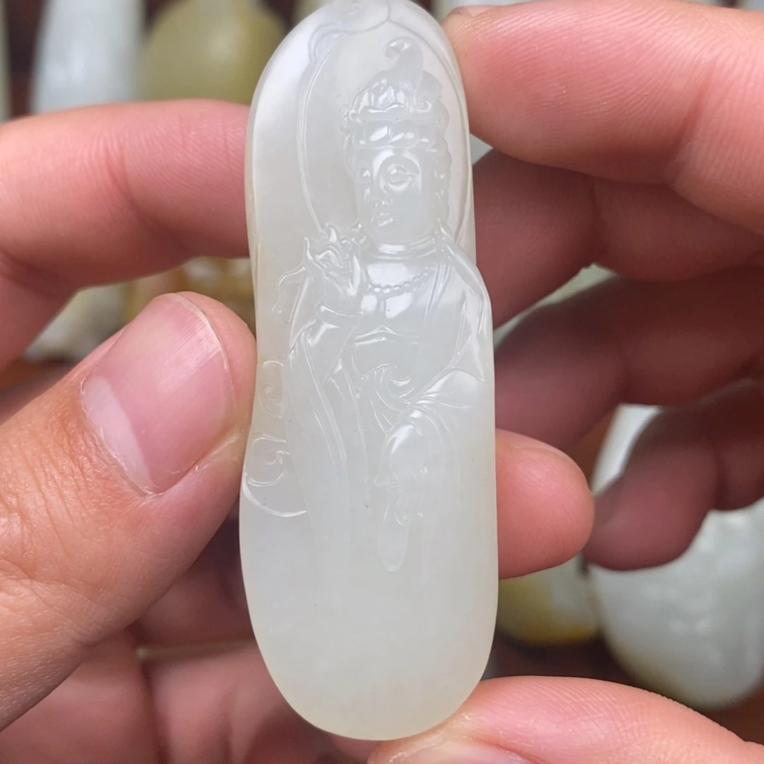 和田玉未镶嵌颈饰