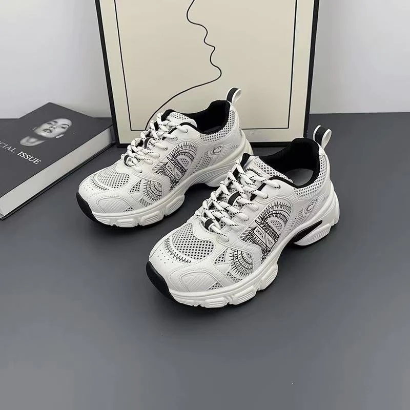 【银角大王】夏季透气网面欧洲站显脚小轻便休闲老爹鞋女8169