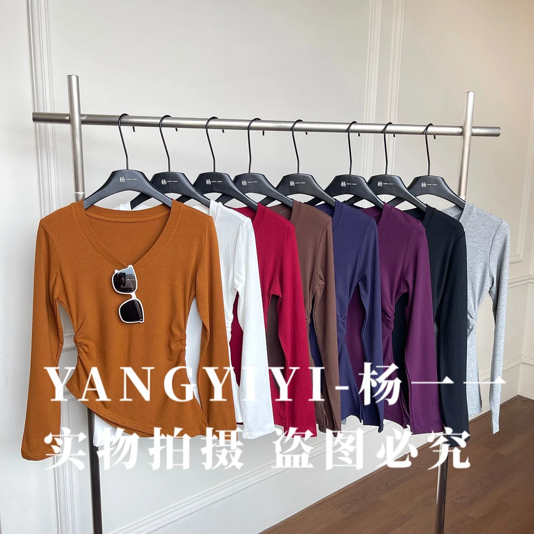 9308【杨一一推荐】新款百搭V领皱褶收腰修身显瘦不规则打底衫上衣