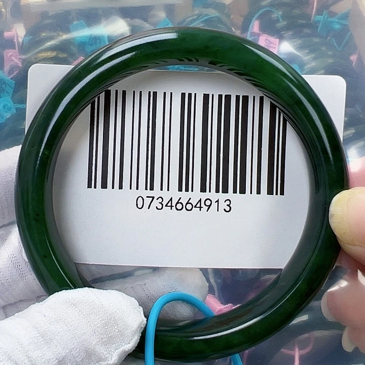 和田玉未镶嵌手镯63