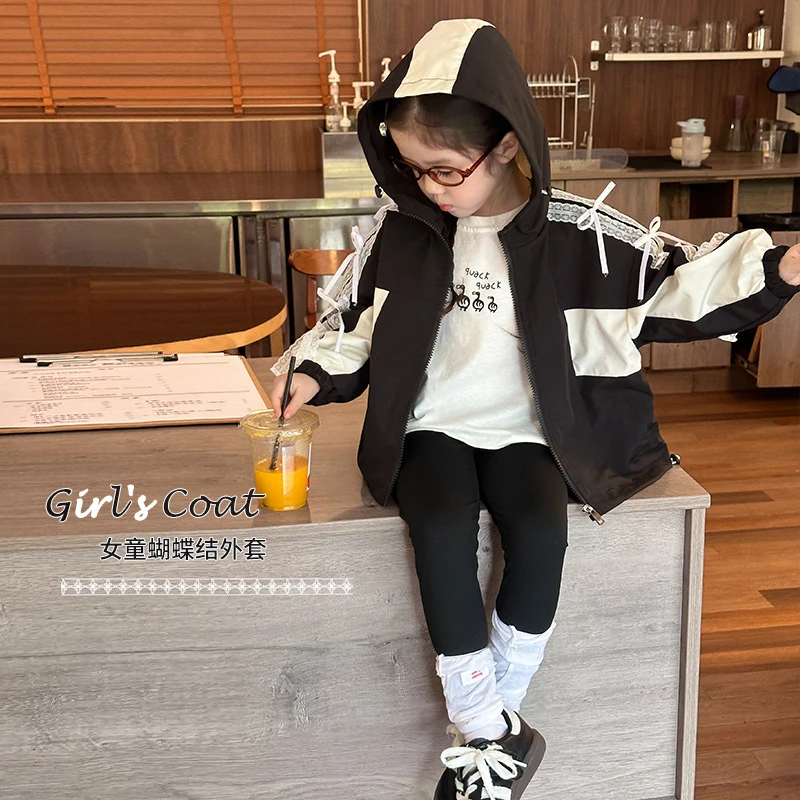 女童秋季外套2025新款洋气儿童冲锋衣连帽女宝秋款韩版