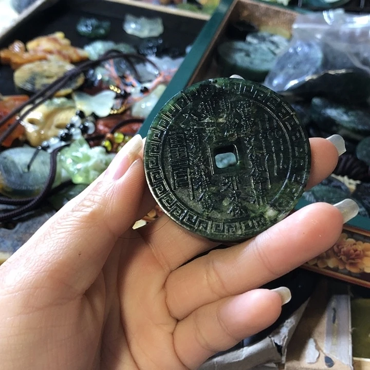 岫玉未镶嵌岫玉挂件