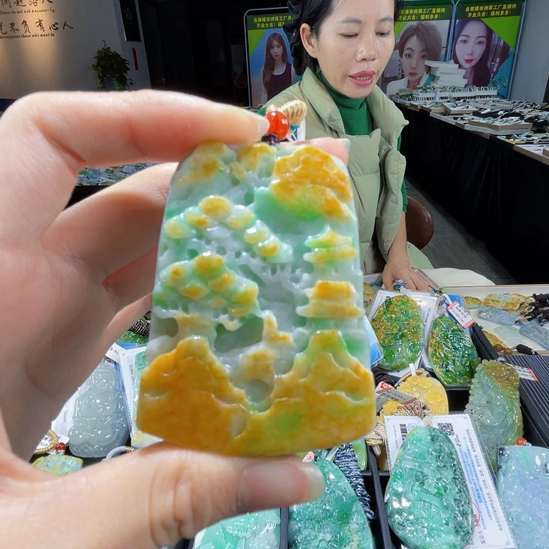 颈饰未镶嵌翡翠翡翠