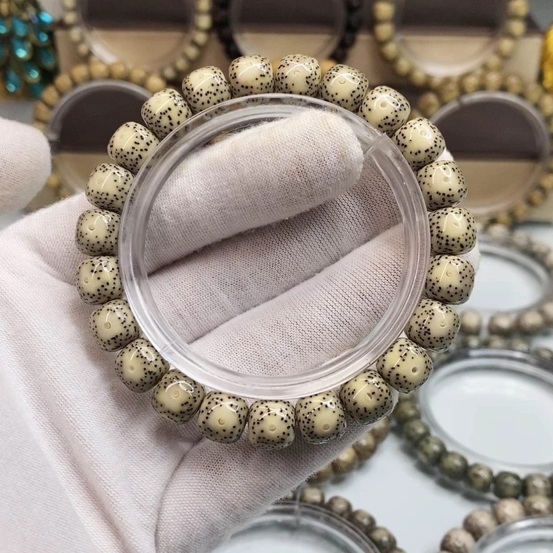 【闪购商品】星月菩提手串9×10一物一图原生态同枝绿包白