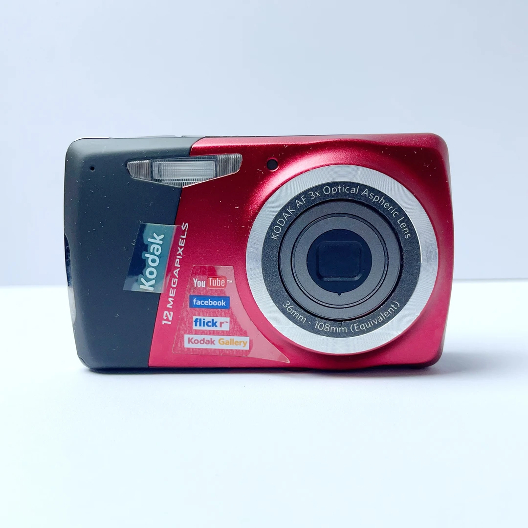 9新 Kodak/柯达 m530红黑设计感学生摄影1200万像素ccd数码相机