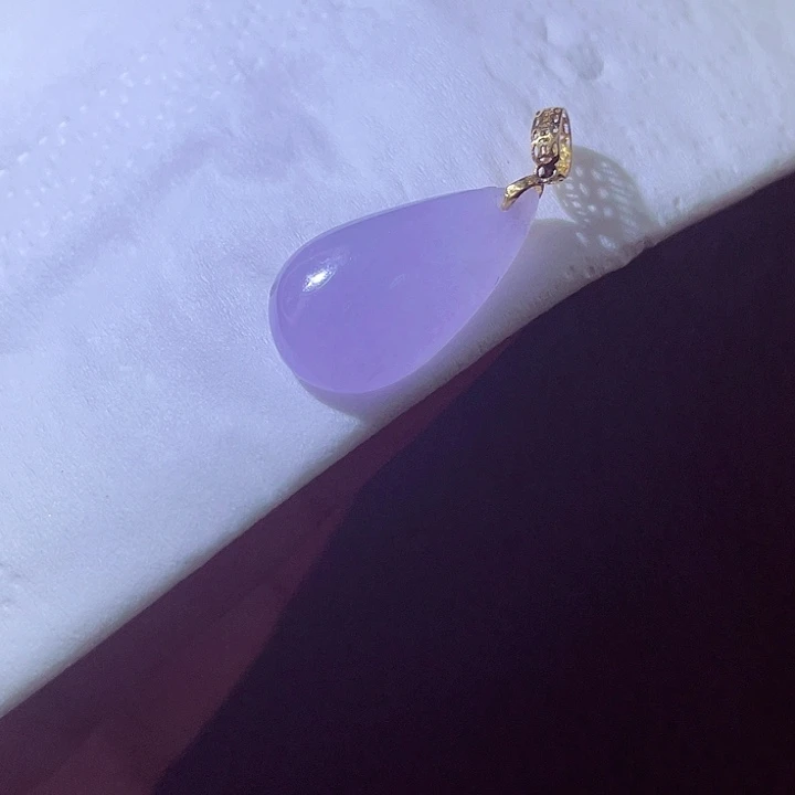 翡翠18K金镶嵌颈饰翡翠