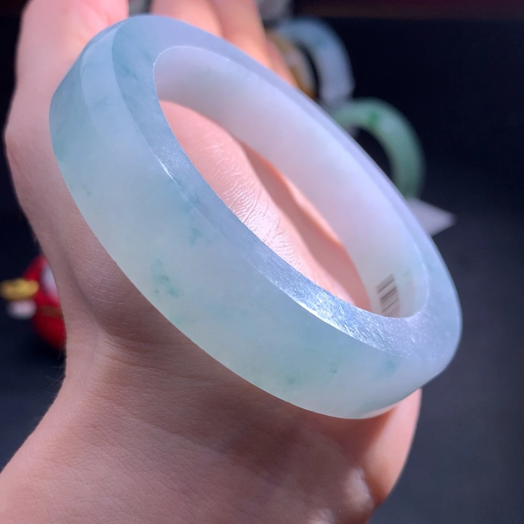 定制翡翠未镶嵌特价大漏