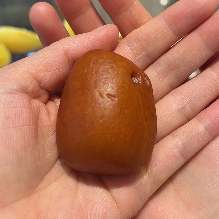 琥珀未镶嵌颈饰吊坠