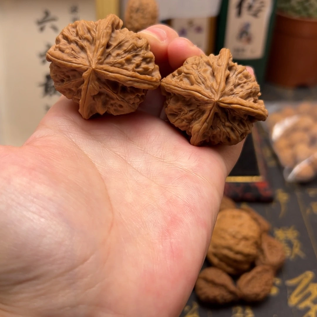 文玩核桃把件42玉玺四棱
