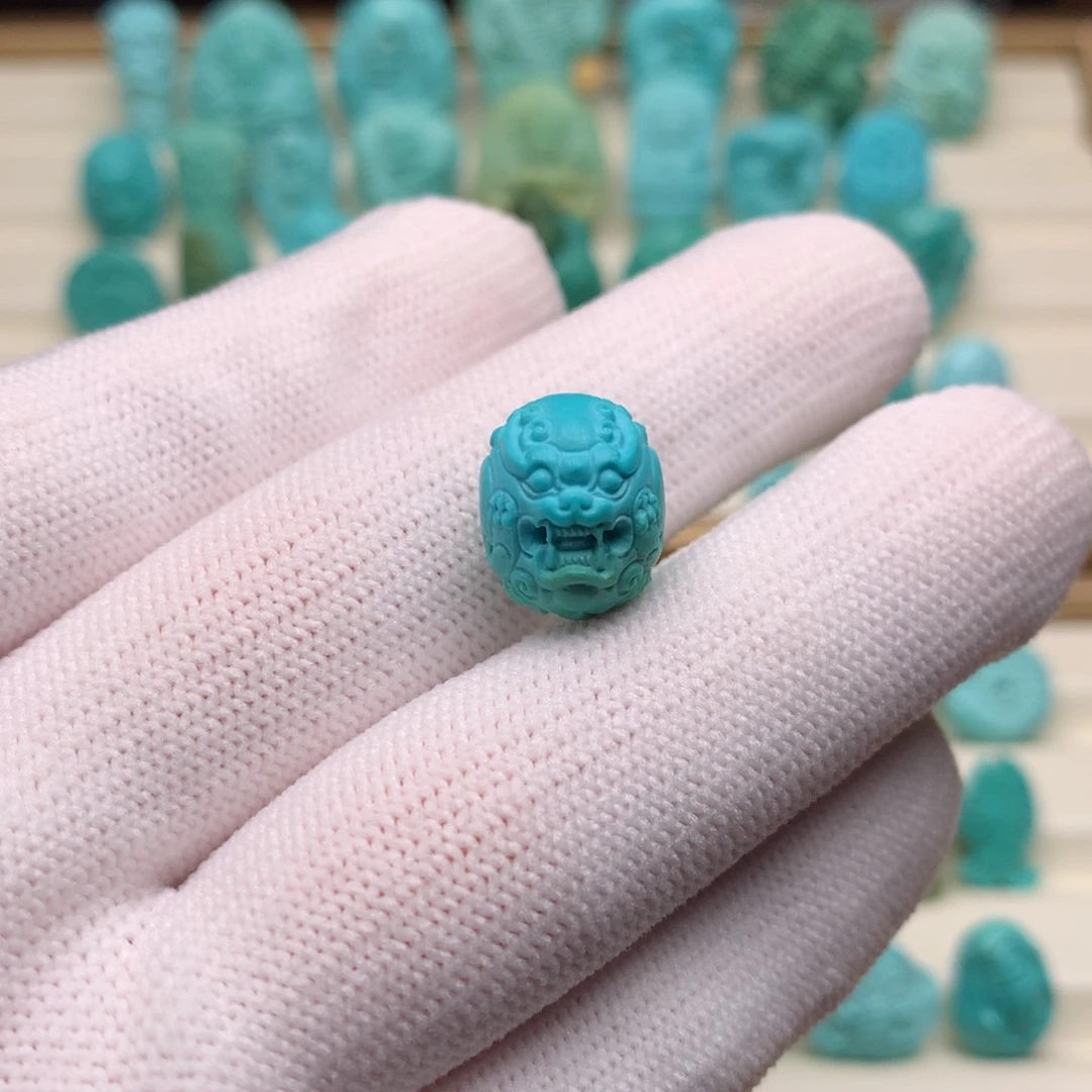 绿松石配饰未镶嵌阿*