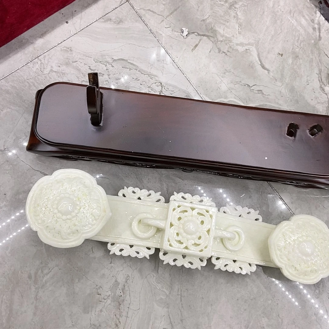 【闪购商品】玉威****号家居摆件