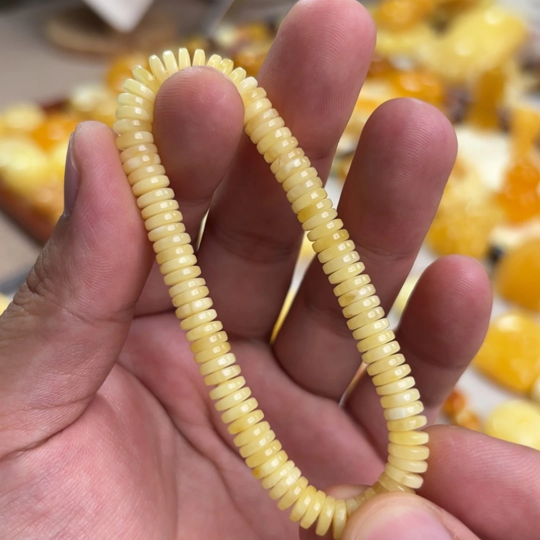 未镶嵌琥珀裸石手串