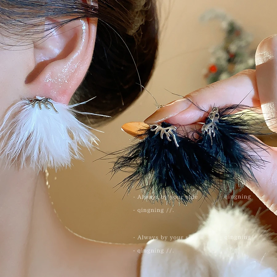 铜合金羽毛耳饰 秋冬羽毛耳钉小众设计感个性耳环毛茸茸独特耳饰
