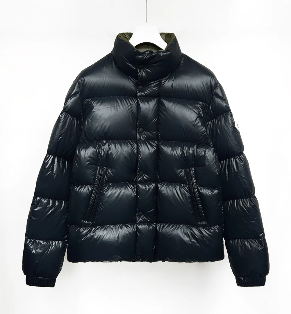 未使用 MONCLER 25 秋冬 TRIPITI 大标Logo蒙口羽绒服  1A00130