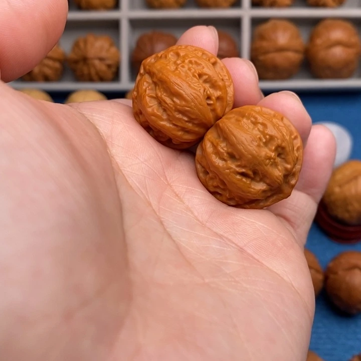 把件文玩核桃小霸王龙