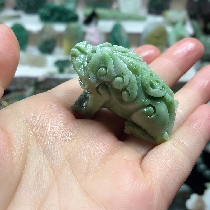 独山玉未镶嵌吊坠