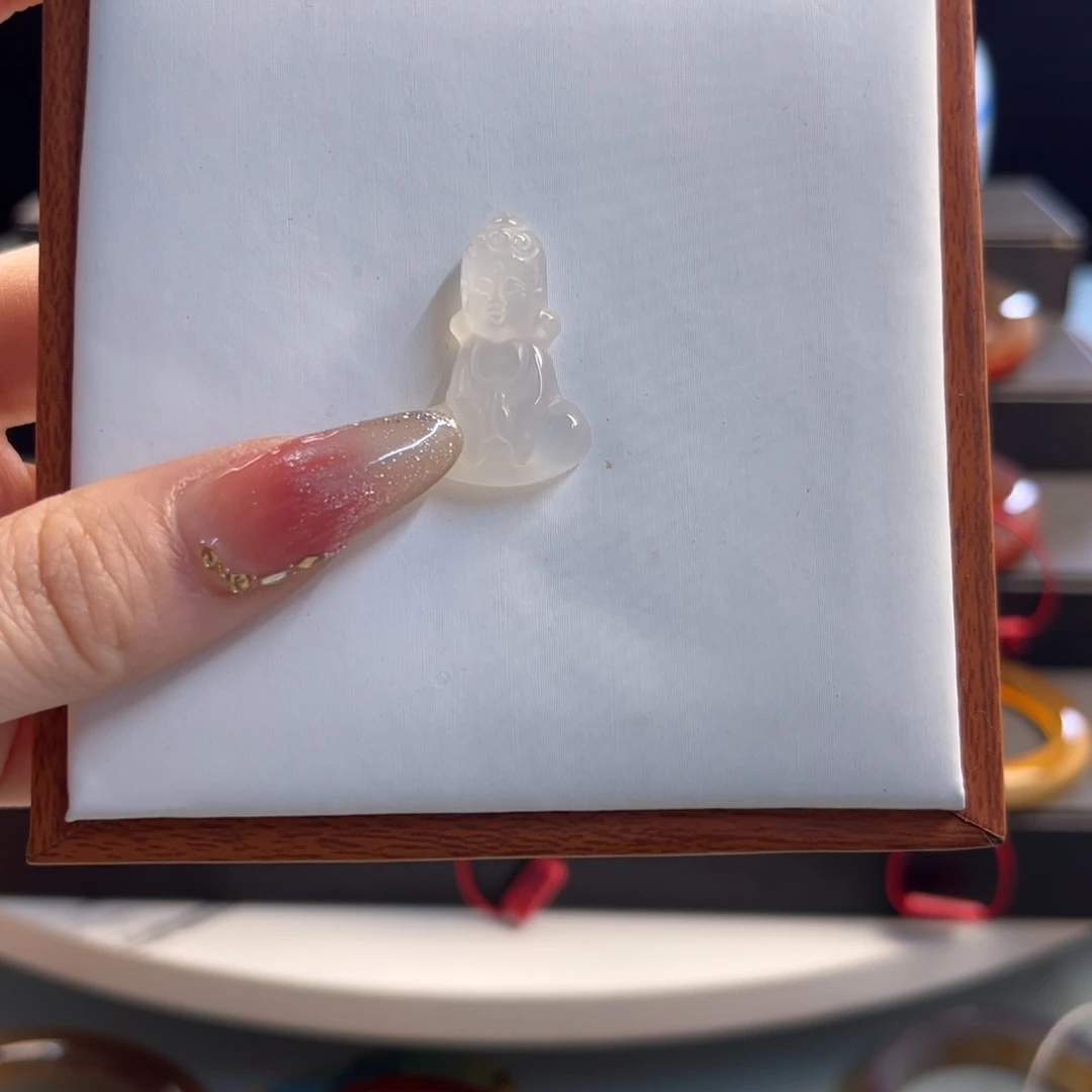 玛瑙/玉髓吊坠(不含链)未镶嵌是**～