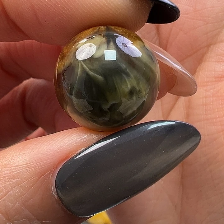 蜜蜡未镶嵌珠宝奇石