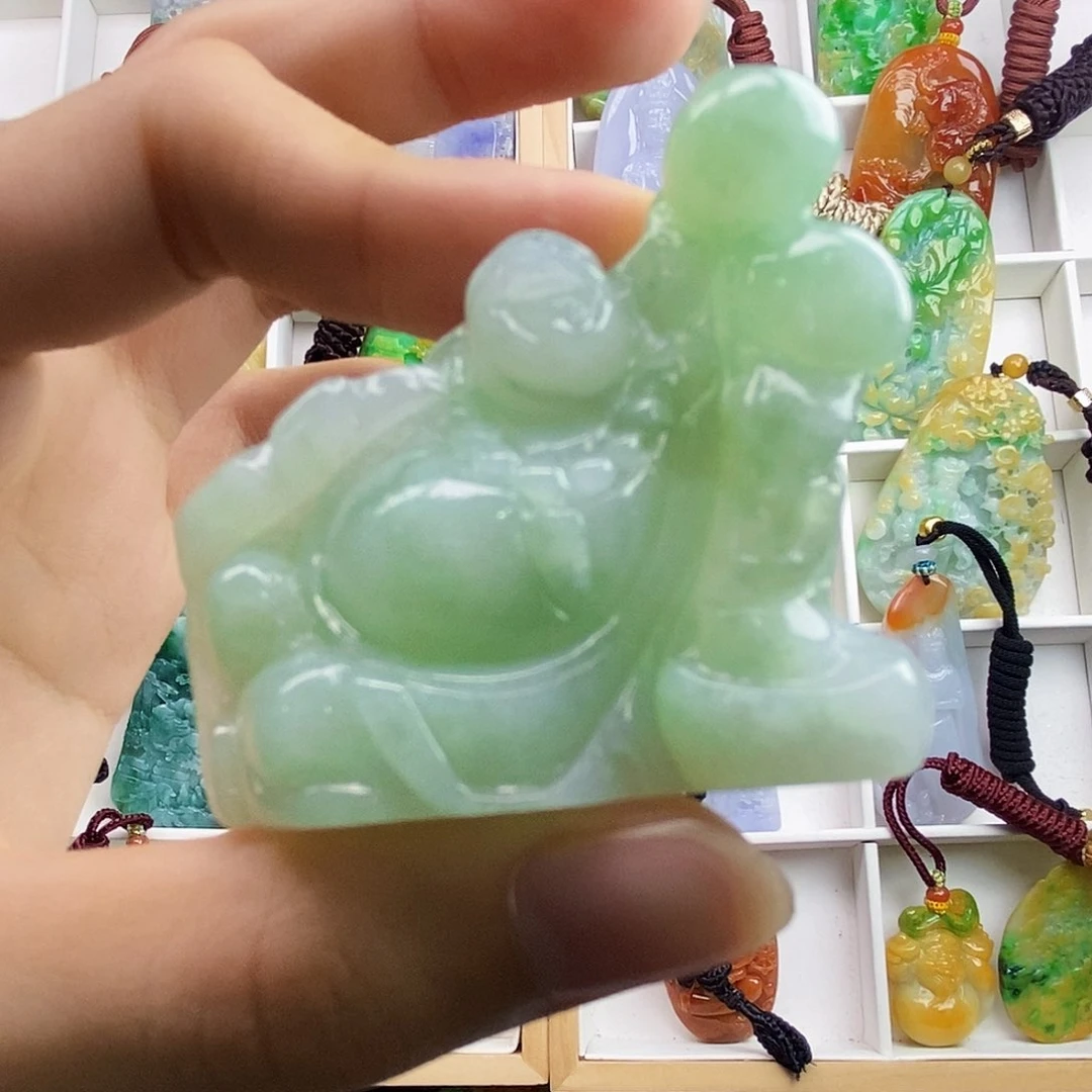 颈饰未镶嵌翡翠翡翠 配底座