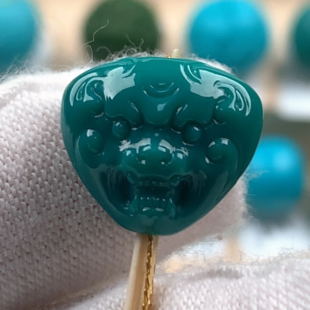 绿松石配饰未镶嵌