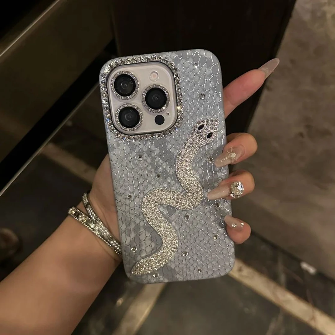 高级奢华荔枝纹蓝蛇镶钻苹果16promax手机壳iPhone15防摔14女13新