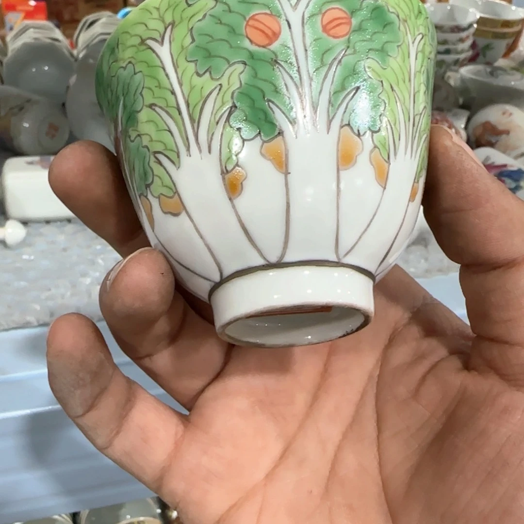 瓷片瓷器是在阿撸铁后开始出现后